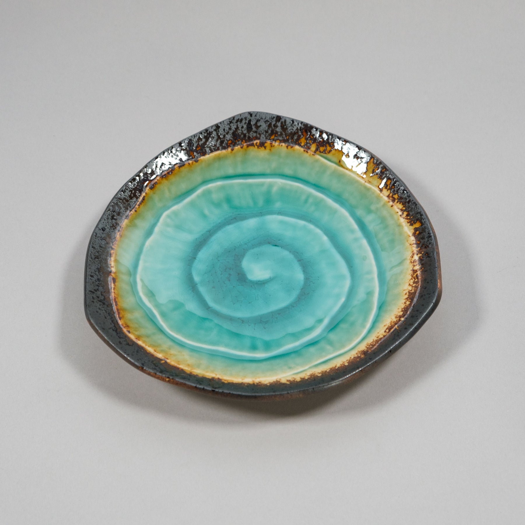 Peacock Green Triangle Plate