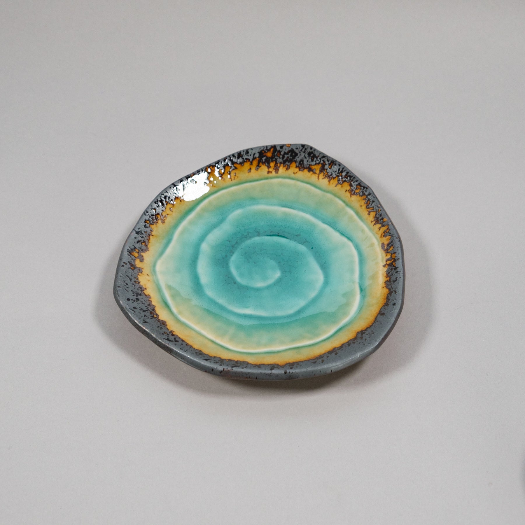 Peacock Green Triangle Plate