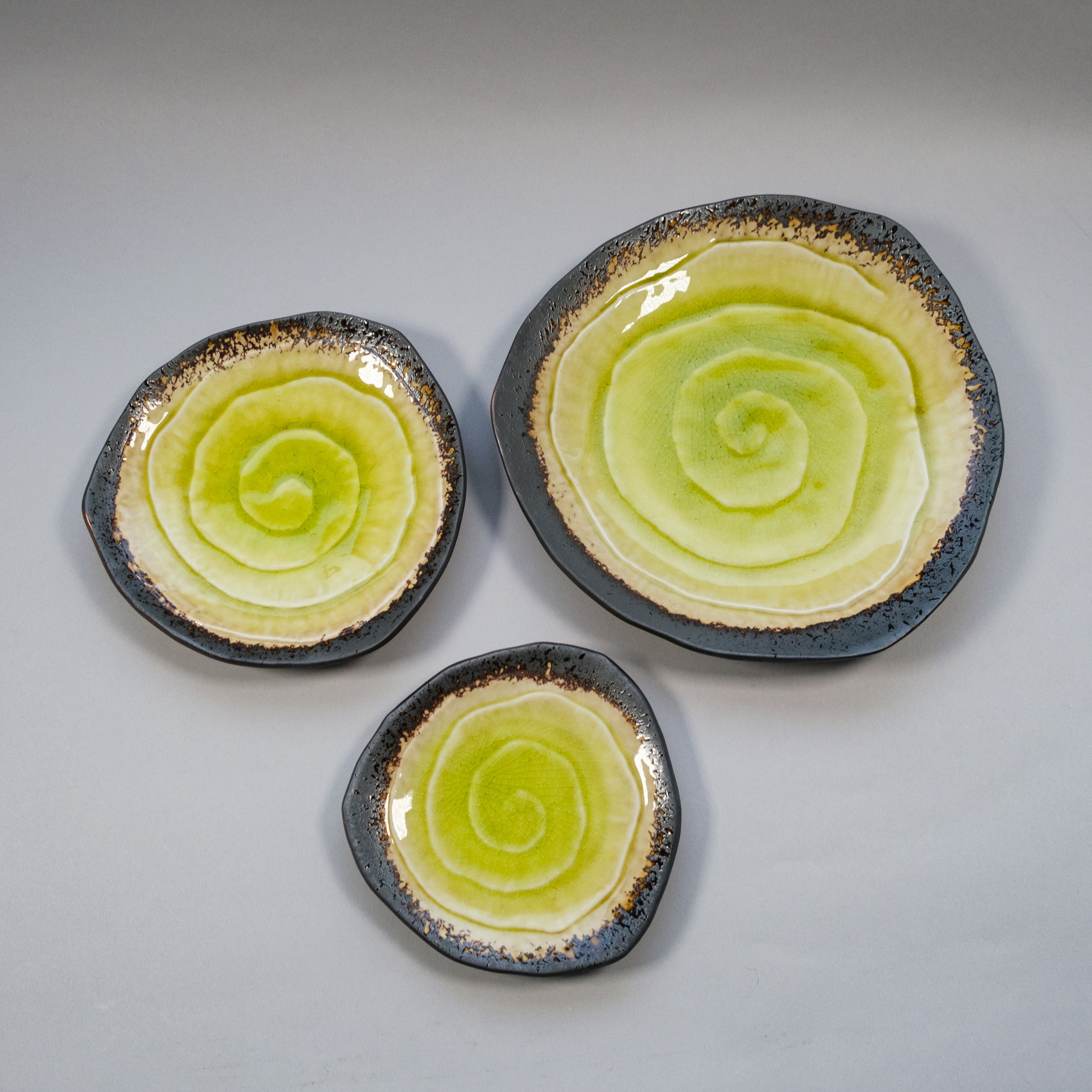 Hiwa Yellow Triangle Plate