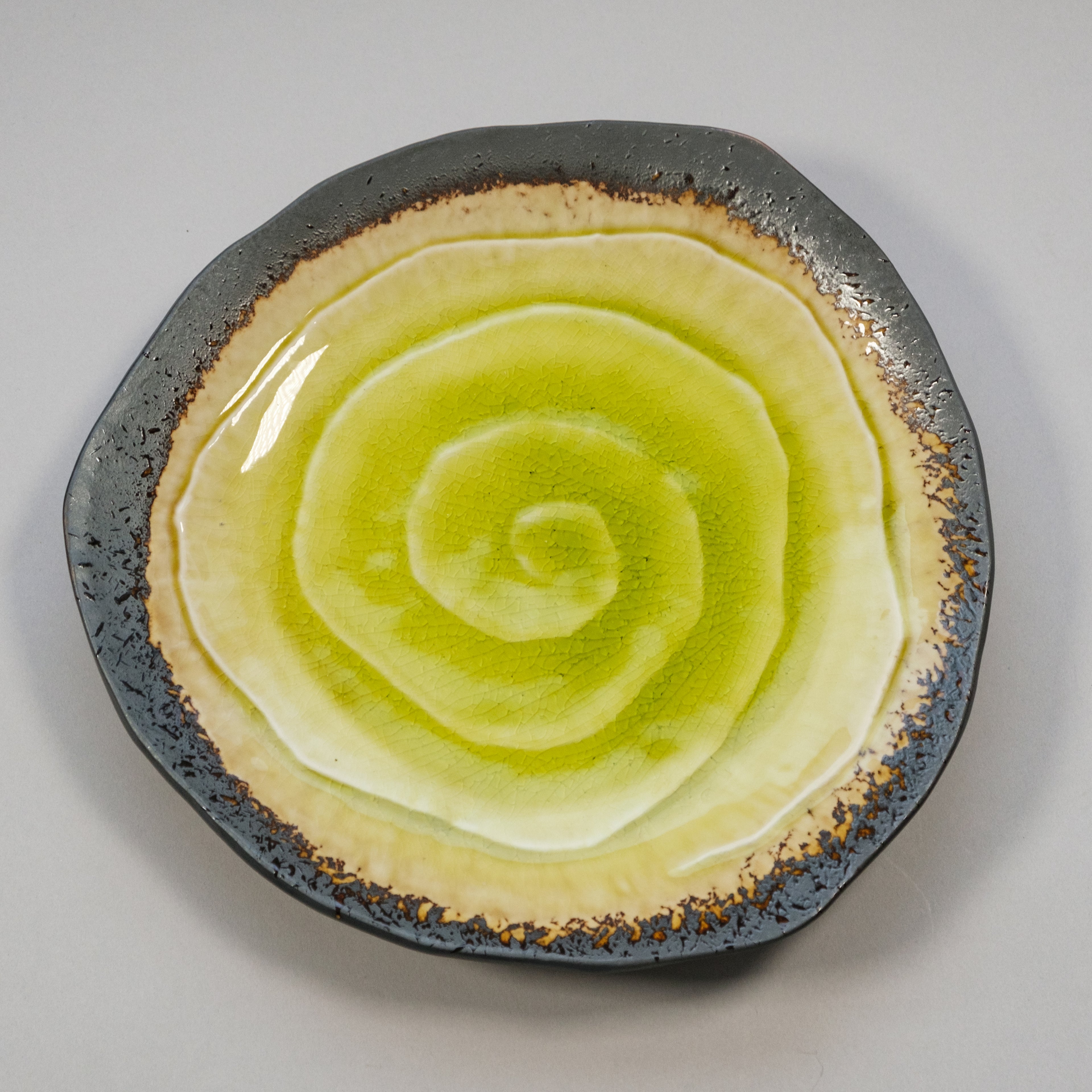 Hiwa Yellow Triangle Plate