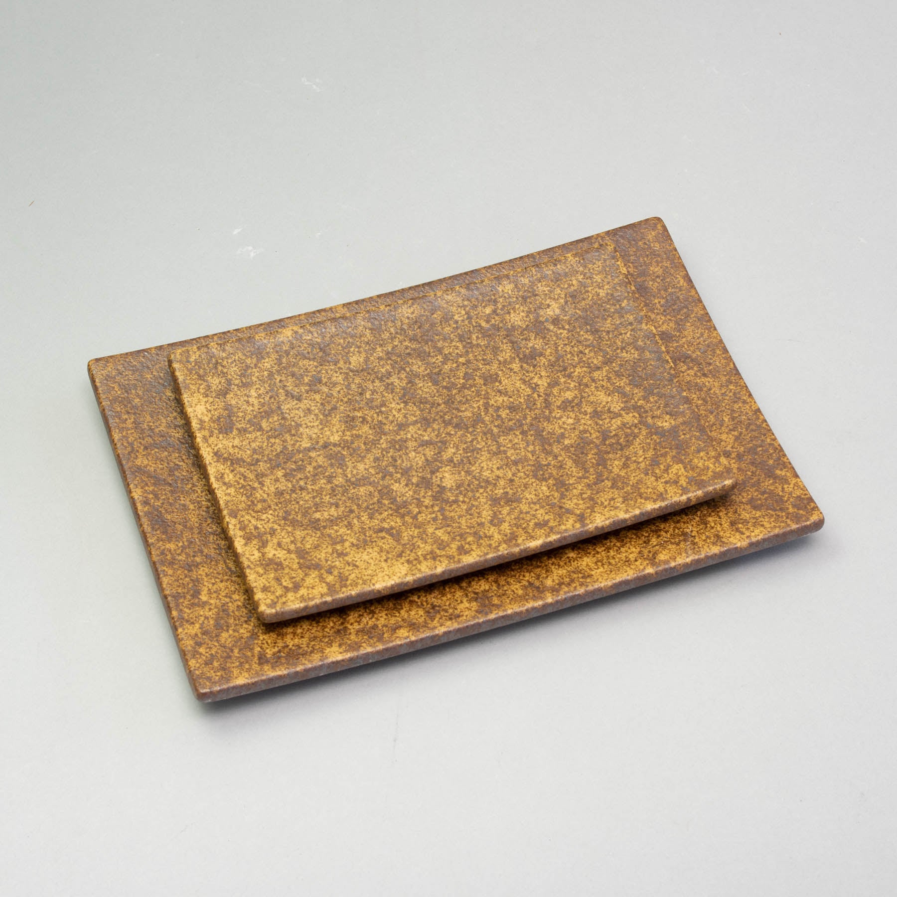 EKI Brown Rectangular Plate