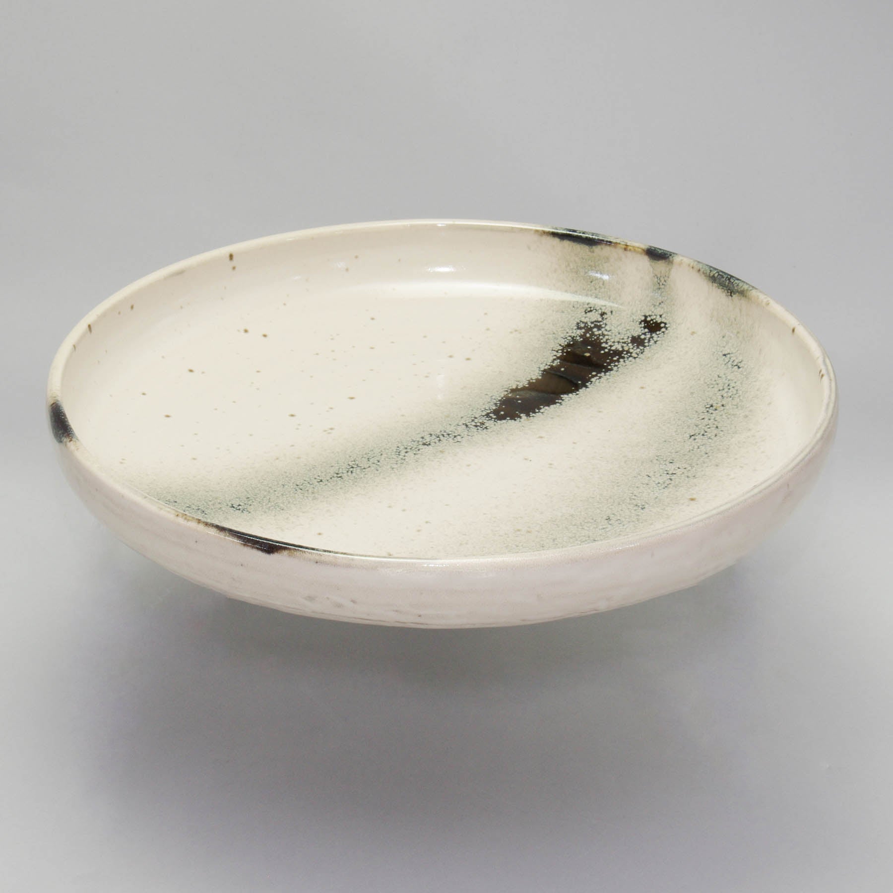 Ginga Flat Bowl - D31.5xH6cm