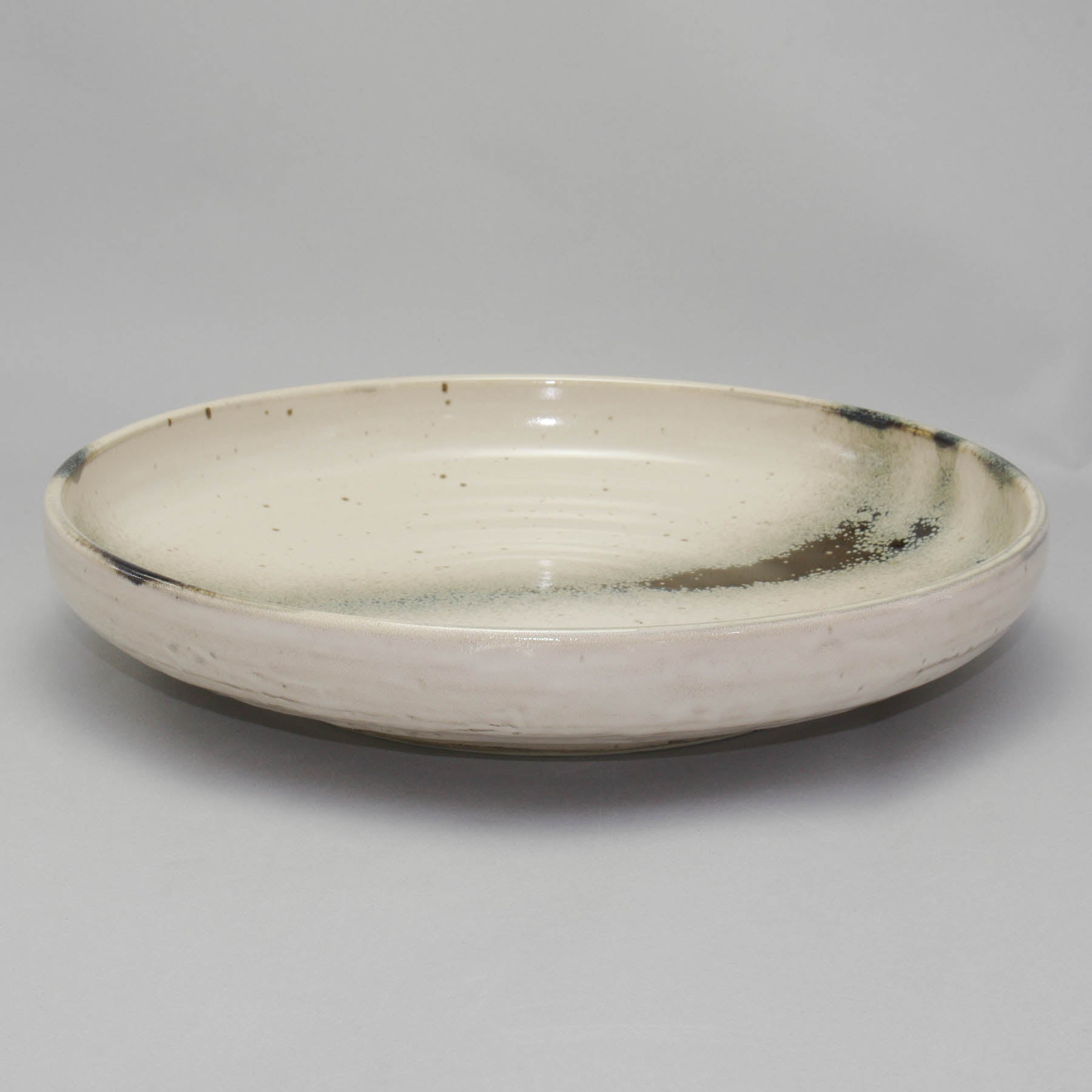 Ginga Flat Bowl - D31.5xH6cm