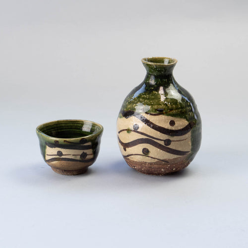 -KEIZAN WADA- E ORIBE Sake Set