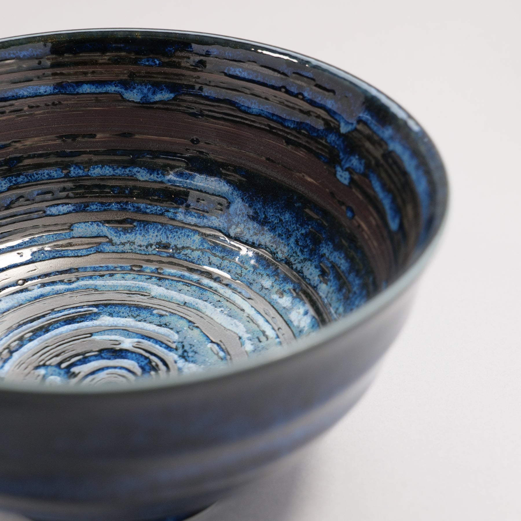 KON Swirl 17cm Donburi Bowl