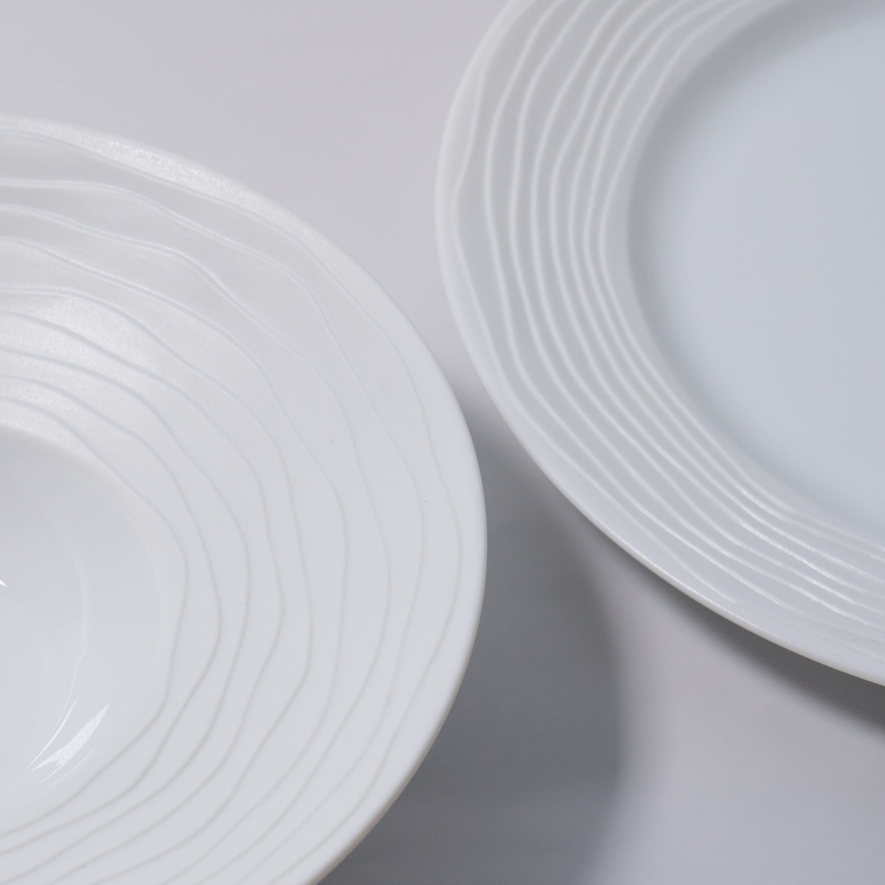 Vague 23cm Wide Rim Bowl