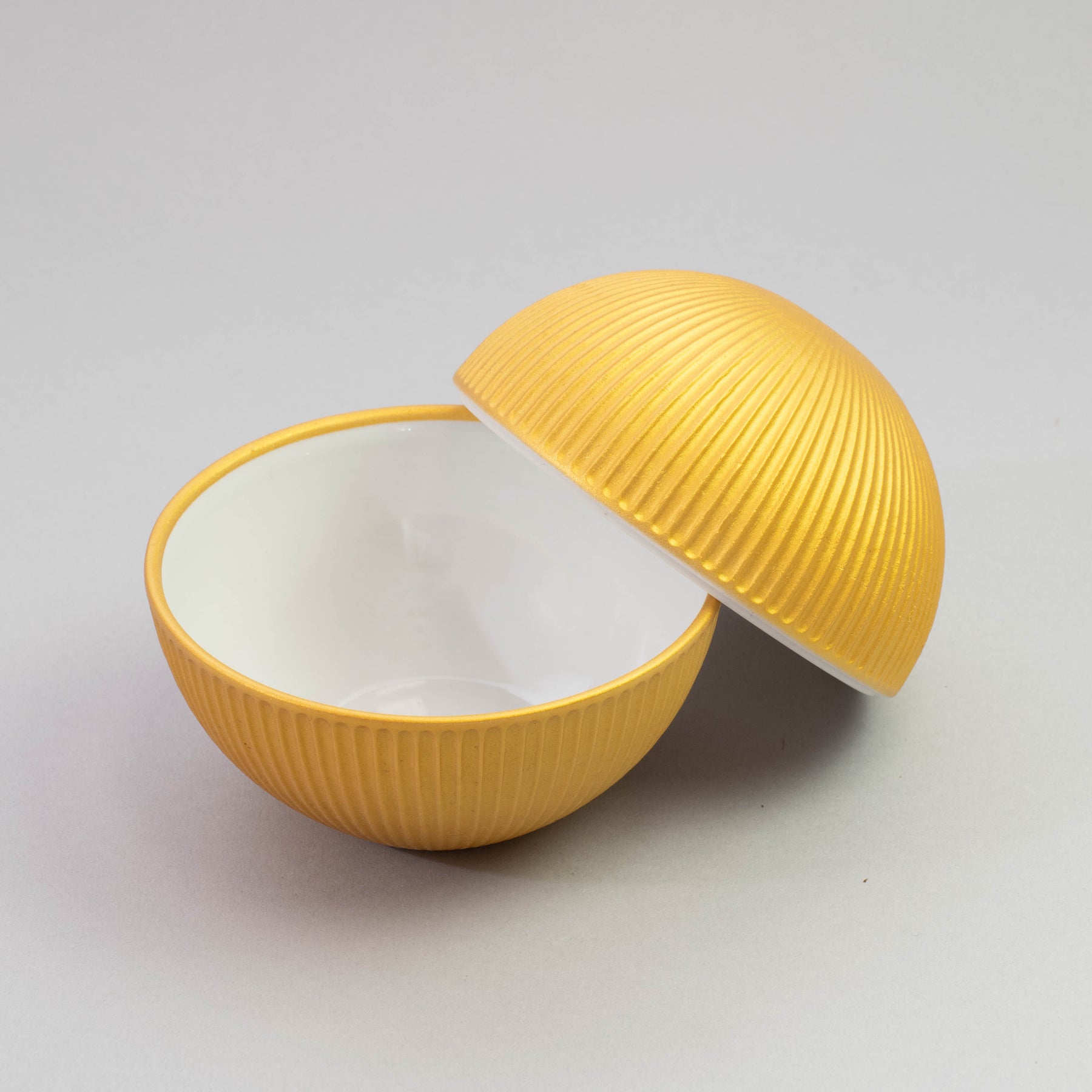 KOGANE Shinogi Lidded Bowl