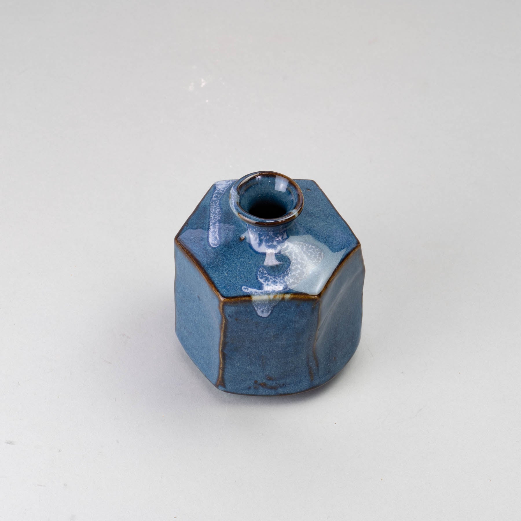 NAMAKO Blue Hexagon Vase