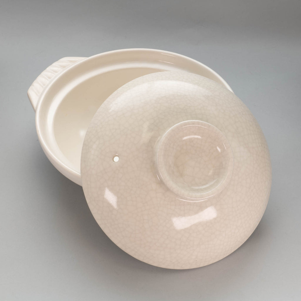 Kannyu White Earthen Pot
