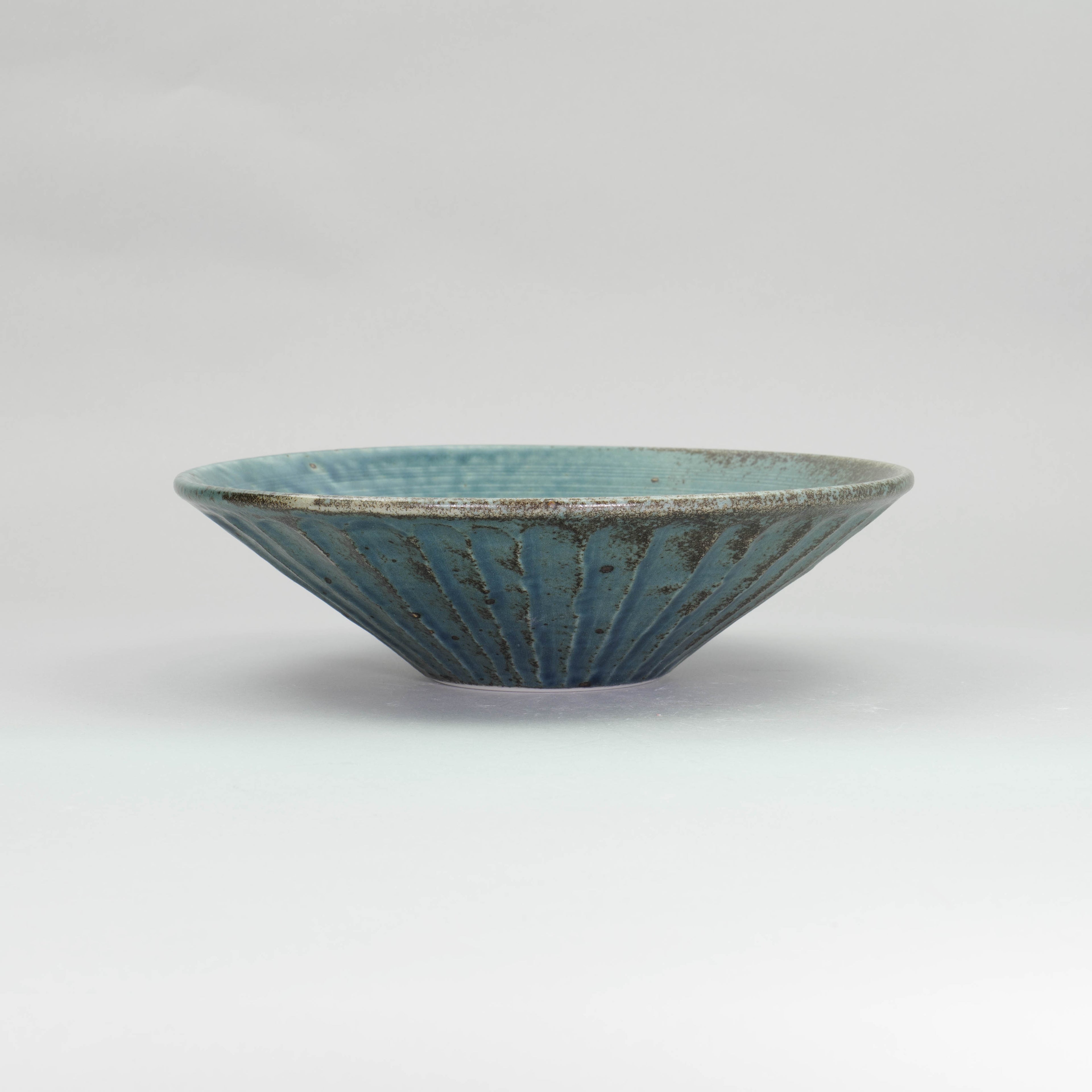 NEZU Shaved Shallow Bowl