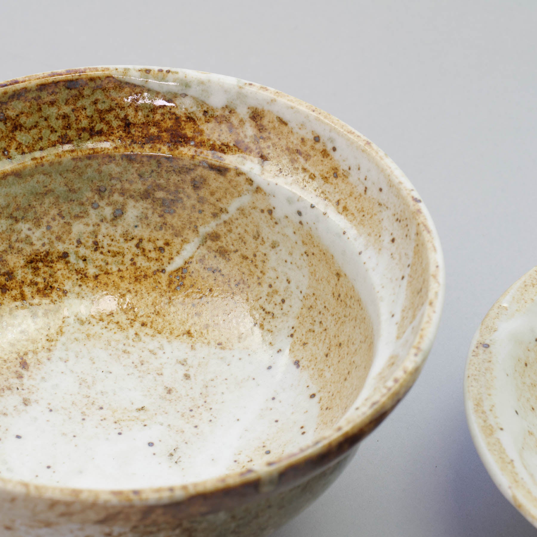 YUKISHINO  15.5cm Lidded Bowl